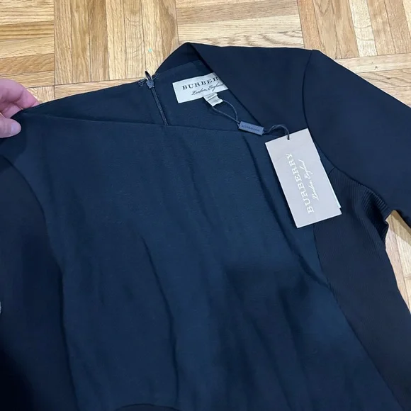 BNWT Burberry dress size 6 - Picture 3 of 6